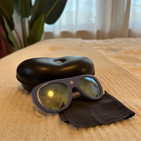Moncler Snowcat Sunglasses in Blue - Picture 1 of 10